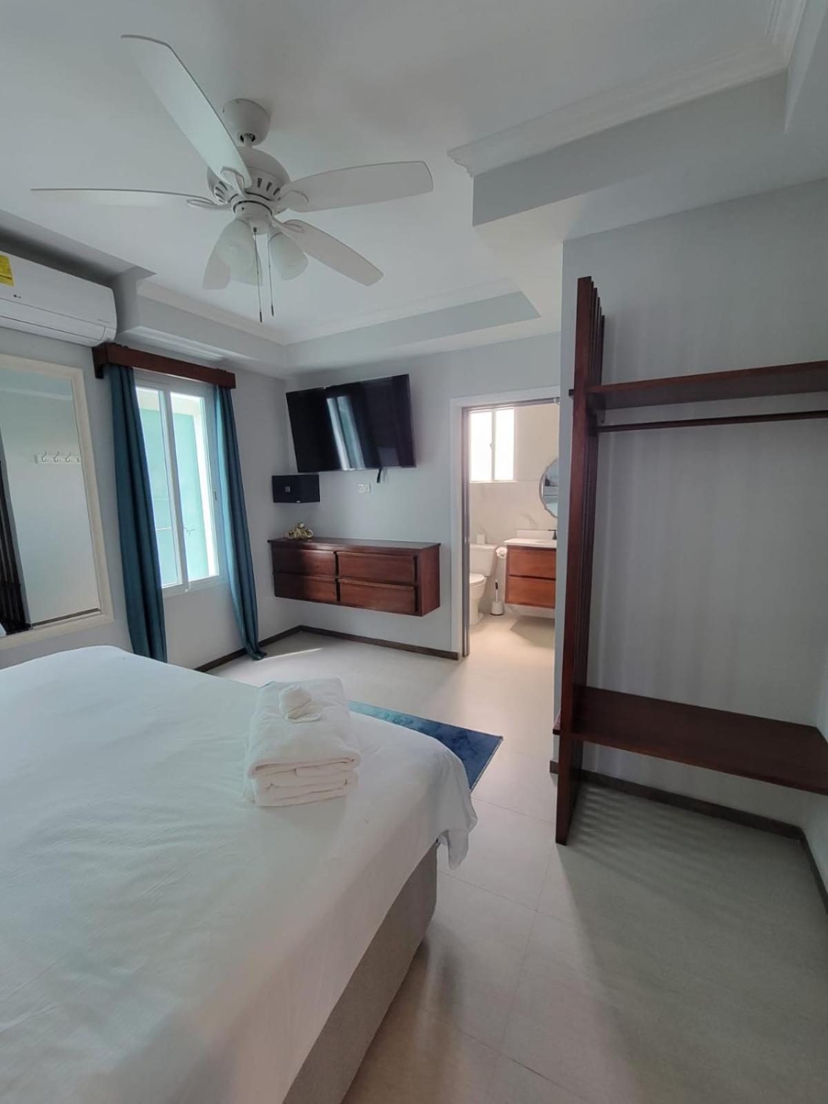 Island Magic Villas Caye Caulker Eksteriør billede